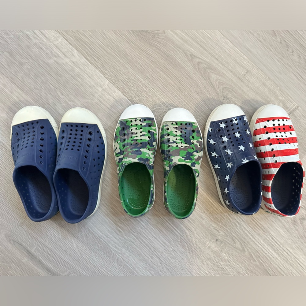 3 pairs Natives size 11